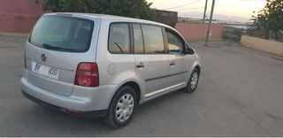 volkswagen turan Turan 2010