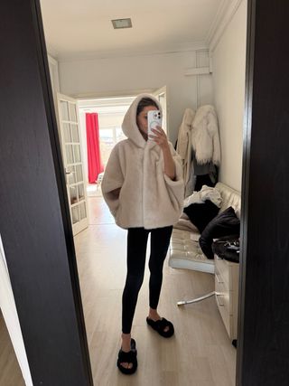 Jacketa blanca , nueva , talla M/L