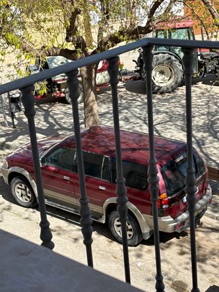 Mitsubishi Montero 2003