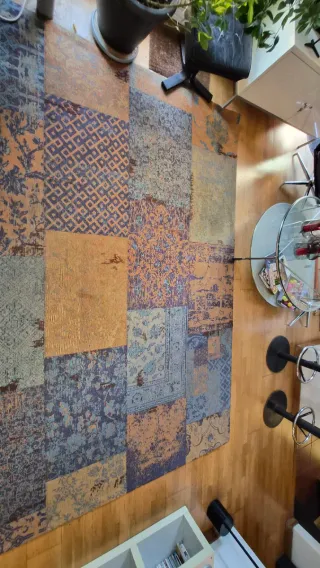 Alfombra grande jacquard multicolor