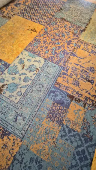 Alfombra grande jacquard multicolor