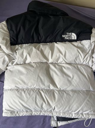 Chaqueta The North Face Puffer Negra y Blanca