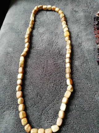 Lotto 4 collane etniche