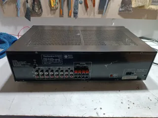 Amplificador Technics SU-V500 para piezas