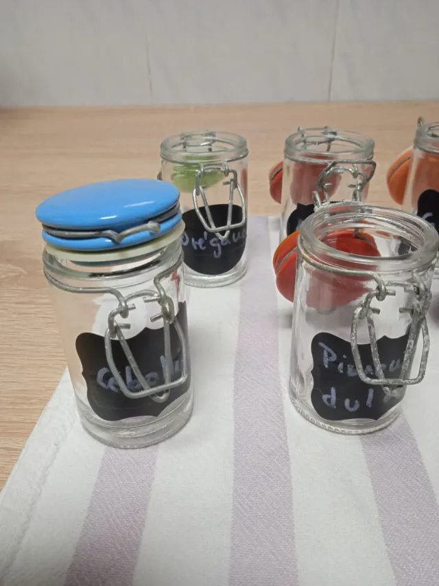 12 Tarros de cocina para especias