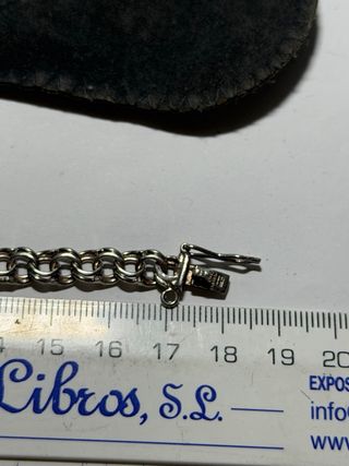 Esclava de plata con placa