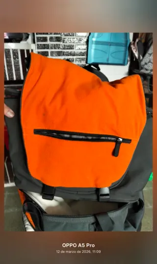 Saco, bolso y sombrilla bugaboo naranja y negro
