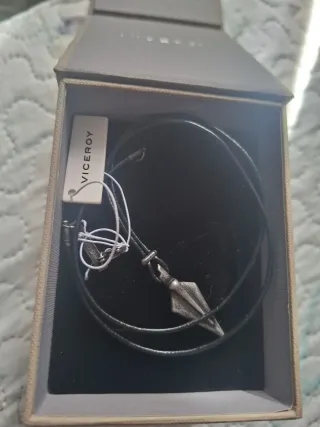 Colgante viceroy hombre