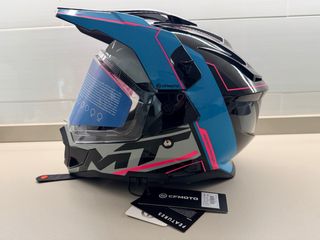 Casco CFmoto Talla M sin a estrenar.