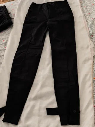 Pantalones verde oliva con cinturón