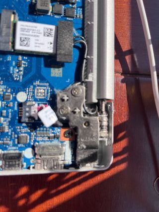 Portátil Lenovo IdeaPad S340 para piezas AVERIADO