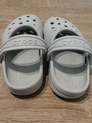 Crocs niño/a talla C 10