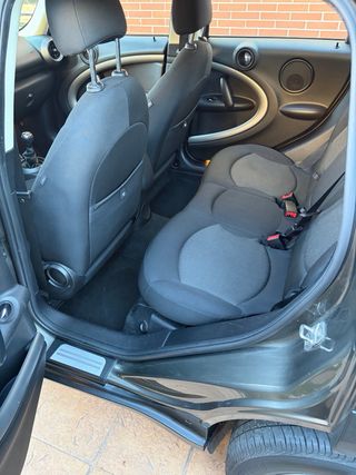 MINI Countryman 2012