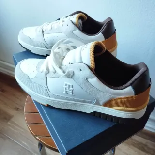 Zapatilla Tommy Hilfiger Talla 44 TH Basket Street