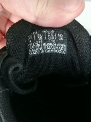 120€ Stivaletti leopardati Calvin Klein + regalo