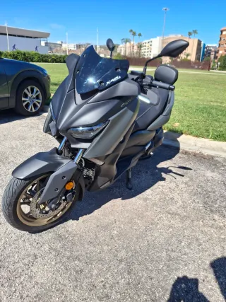 Yamaha XMAX 400 Tech Max 2020 – Solo 5775 Kms