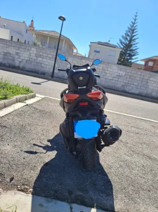 Yamaha XMAX 400 Tech Max 2020 – Solo 5775 Kms