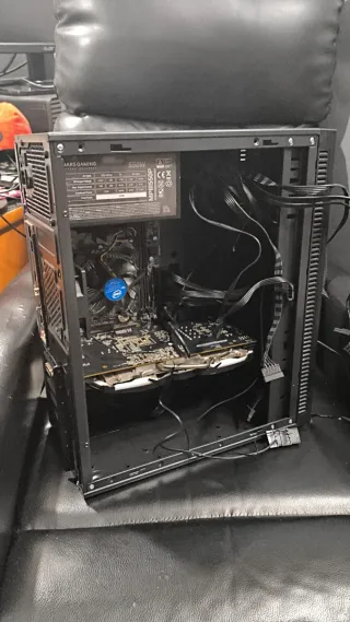 Ordenador de torre para juegos