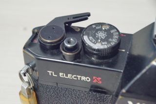 Yashica TL Electro X per pezzi ricambio