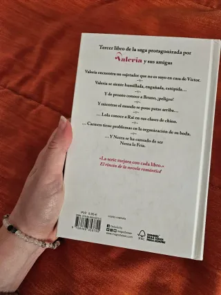 Valeria en blanco y negro