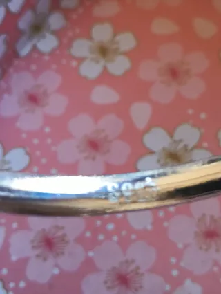 Esclava de plata con marca ,grabada avierta