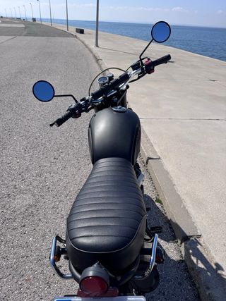 Moto Leonart Tracker 125cc Negra