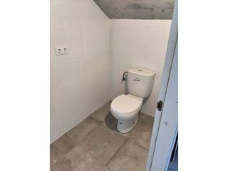 Local comercial en alquiler en Cee