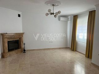 Casa en alquiler en Camino Algarrobo - Las Arenas en Vélez-Málaga