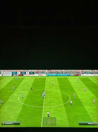 CONSOLE Xbox 360 20GB + Controller + FIFA 13