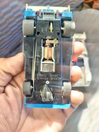 2 Coches de Scalextric Alpine Renault 80€ los dos