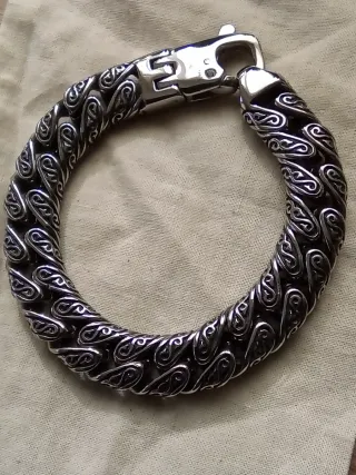 Pulsera para hombre con motivos botánicos
