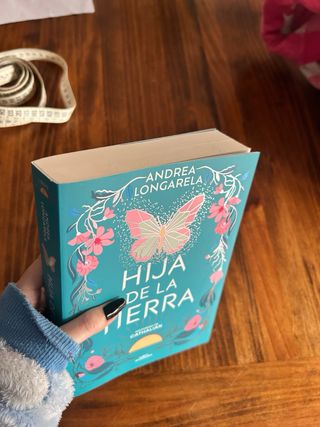 Libro Hija de la tierra