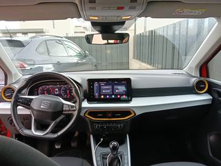 TRASPASO RENTING Arona 5p1.0 TSI 81kW 110C Style