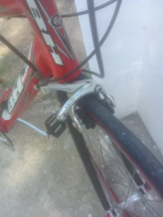 Bicicleta de carretera BH