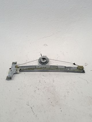 ELEVALUNAS DELANTERO DERECHO PEUGEOT 207 679979