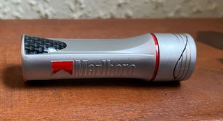 MECHERO ELECTRÓNICO MARLBORO METAL ANTIGUO
