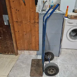 Carretilla de carga azul