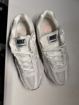 Nike Vomero 5 Gris Blanco