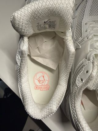 Nike Vomero 5 Gris Blanco