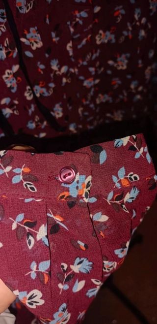 Blusa floral burdeos flores talla L
