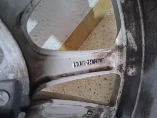 Llanta Volkswagen 17 pulgadas