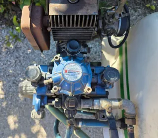 Carretilla Cuba fumigar a motor 100l capacidad