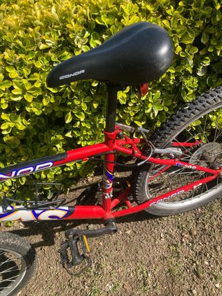 Bicicleta Juvenil Conor XC 560 Roja