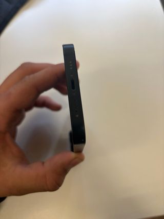 iPhone 14 - Batteria 85%