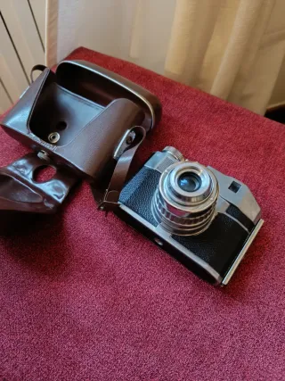 Macchina fotografica a pellicola vintage-Comet S