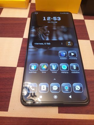 smartphone xiaomi poco f4 como nuevo