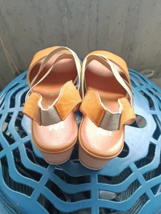 Sandalo in vera pelle