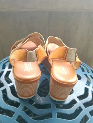 Sandalo in vera pelle