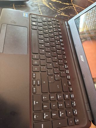 Acer E1 570