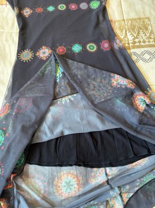 Vestido Desigual Negro Multicolor